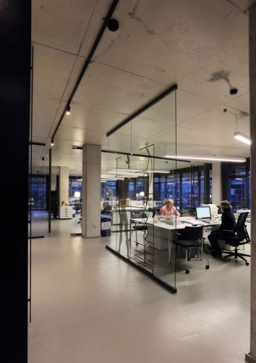Glass Office 21
